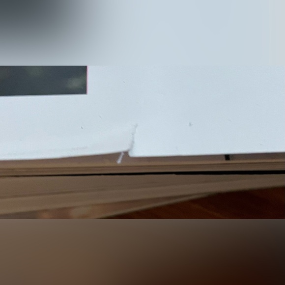 Town & Country Magazine Lot 9 Issues September 2022 - Summer 2023 - Picture 9 of 11